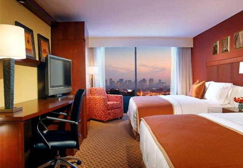 Courtyard By Marriott Boston Logan Airport Hotel Exterior photo